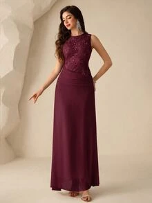 Coutiva Elegant Evening Gown With Embroidered Details, Slim Fit Long Dress For Formal Occasions - Burgundy - View 6