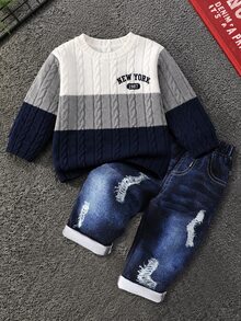 SHEIN 2件組 幼兒男童套頭牛仔褲 學院風帥氣風 海軍藍白色灰色 粗針編織拼色 長袖圓領 中厚戶外秋季假期款 破洞設計 - 藍色 - 查看 1