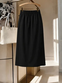 GlowEve CURVE Plus Size Women's Spring/Autumn Fashion Elegant Commute & Date Waist-Cinching Side Ruched Front Slit A-Line Skirt With Double Ring Metal Buckle, Suitable For Daily Wear, Dating And Light Business Occasions - Black - View 2