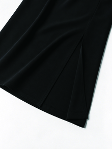GlowEve CURVE Plus Size Women's Spring/Autumn Fashion Elegant Commute & Date Waist-Cinching Side Ruched Front Slit A-Line Skirt With Double Ring Metal Buckle, Suitable For Daily Wear, Dating And Light Business Occasions - Black - View 5