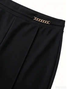 SHEIN LUNE Plus Size Women's Autumn/Winter Solid Black High Elastic Textured Fabric Fashion Minimalist Side Waist Metal Chain Decor Straight Leg Pants, Versatile Trousers - Black - View 7