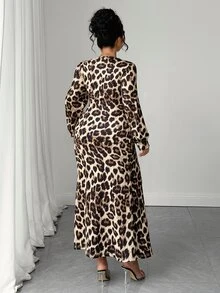 Elenzga Gaun Fashion Wanita Ukuran Besar Motif Leopard Leher Persegi Lengan Panjang Belahan Samping di Bagian Bawah untuk Musim Gugur - Coklat - View 2