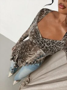 SHEIN Glamour Women Brown Leopard Print Square Neck Front Twist Waist Ruffle Hem Long Sleeve Fitted Long Top Y2K Fall Halloween Night Out Party Blouse - Multicolor - View 4