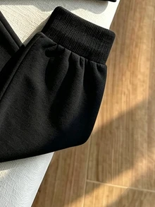 2件組小男孩酷炫圖案個性時尚印花連帽衛衣＋運動長褲套裝，適合假期派對、春秋冬季穿著，舒適休閒，秋季首選，街頭風戶外穿搭，開學聚會適用 - 彩色 - 查看 5