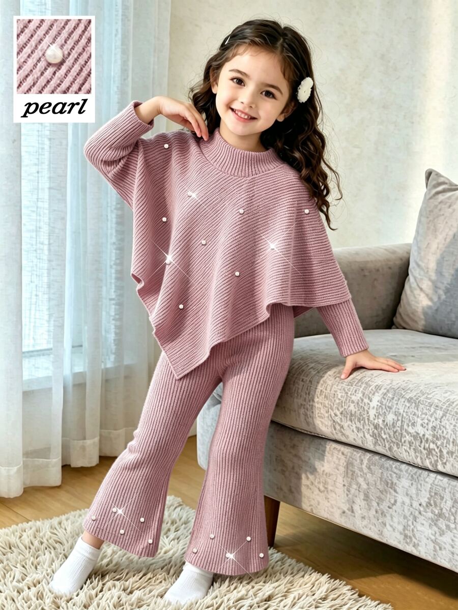 SHEIN Elladie kids 女童 2 件組針織套裝,高領不對稱披肩毛衣連身裙,珍珠與水鑽裝飾,搭配喇叭褲,聖誕秋季穿搭 - 藕粉色 - 查看 1