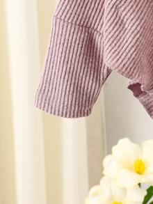 SHEIN Elladie kids 女童 2 件組針織套裝，高領不對稱披肩毛衣連身裙，珍珠與水鑽裝飾，搭配喇叭褲，聖誕秋季穿搭 - 藕粉色 - 查看 5