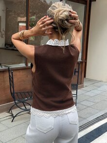 Serisse 女款法式蕾絲拼接鈕扣針織上衣 - 棕色 - 查看 2
