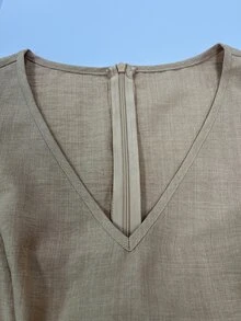 SHEIN Gaun Kasual Lengan Panjang Model Lentera Leher V Gaya Prancis Romantis Elegan Serbaguna Asimetris Berlapis dengan Hem Berkerut Lembut untuk Liburan Warna Khaki - Khaki - View 8