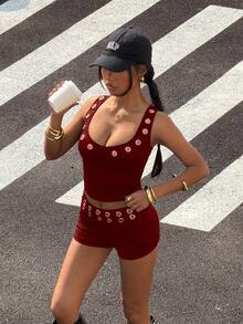 Bitrose Streetwear Women Summer Sleeveless Vest With Eyelet Decor And Low-Waist Shorts 2 Pieces Set - Red - View 6