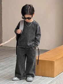 SHEIN Little Byeori 兒童男童 2件組休閒軟綿黑色針織丹寧寬鬆衛衣與牛仔褲套裝，秋冬開學穿搭，幼童套裝 - 黑色 - 查看 8