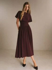 Poéselle Women's Solid Color Round Neck Short Sleeve Waist-Cinching Elegant Long Dress - Burgundy - View 1