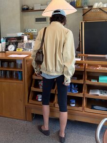 Livesso 女款休閒極簡風風衣外套，秋季日常旅行穿搭，卡其綠 - 卡其色 - 查看 2