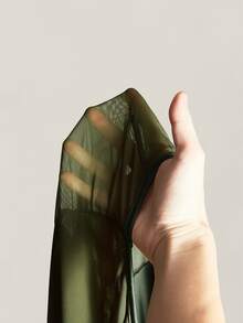 SHEIN ICON 女款大尺碼網紗喇叭袖不對稱下擺時尚上衣 - 軍綠色 - 查看 11