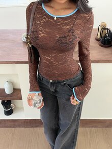 Serisse 女款蕾絲拼接對比色修身百搭日常休閒長袖上衣 - 棕色 - 查看 6
