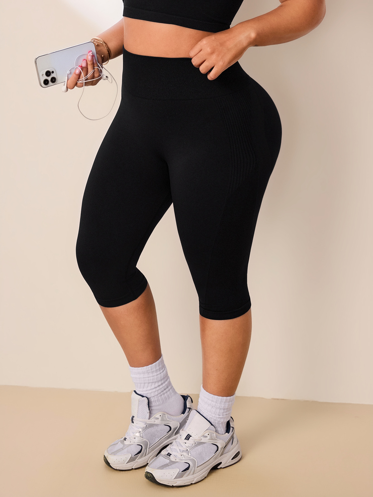 SHEIN Rhythm Era Plus Size Women's Solid Color High Waist Casual Fitted Summer Sports Shorts - Black - View 4