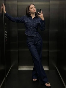 DAZY Women's 2pcs Denim Outfit With Stitching Decor, Fitted Waist Long Sleeve Denim Shirt And Straight Leg Jeans, Casual Vacation Spring/Autumn Set - Blue - View 4