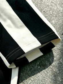 Manfinity EMRG Men's White And Black Summer Vertical Stripe Polo Shirt,Los Angeles Letter Print Short Sleeve Oversized Streetwear Casual Work Soccer Style Top - Multicolor - View 4