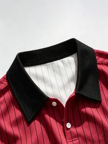 Manfinity EMRG 男士夏季休閒條紋字母印花 Polo 衫 - 彩色 - 查看 3