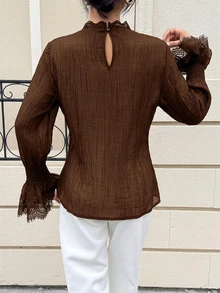 Siren Gaze Blus Lengan Lonceng Patchwork Renda Baru Musim Gugur/Dingin untuk Wanita, Cocok untuk Kantor, Warna Cokelat Kopi, Gaya Prancis Elegan - Coklat - View 2