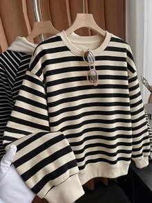 SHEIN 青少年女孩復古基礎款黑白條紋印花圓領落肩抓絨運動衫，街頭復古風，休閒，秋季疊穿，Y2K - 彩色 - 查看 2