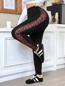 Muchica Leopard Print Elastic Waist Plus Size Leggings - Burgundy - View 4