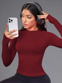 Eassivo Eassivo Women's Solid Color Round Neck Raglan Sleeve Fitted Sports T-Shirt/Seamless/Thumb Hole - Red - View 6