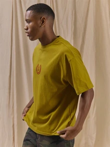 Musero Oversized Graphic Tshirt Front Center Graphic "EST 24" Spring Summer Essentials - Yellow - View 3