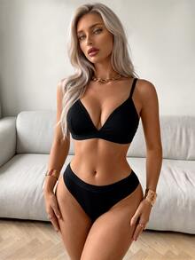 SuitURBody Fashionable Black Solid Color Mature Women's Favorite 2-Piece Set - Black - View 5