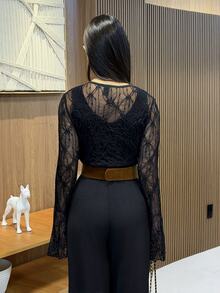 Yohana Edit 女士圆领蕾丝面料修身喇叭袖纯色休闲T恤 - 黑色 - 查看 2