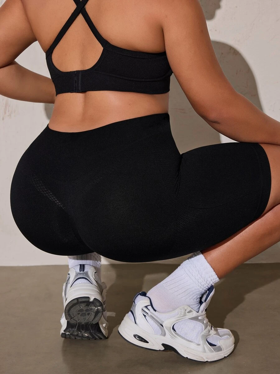 Rhythm Era Plus Size Women Seamless Tummy Control Butt Lifting Sports Shorts - Black - View 1