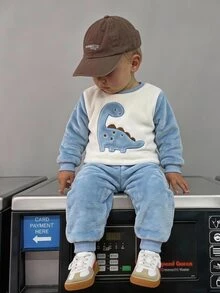 Bubblio Young Boy Winter Cartoon Embroidered Animal Pattern Crew Neck Regular Shoulder Long Sleeve Top & Long Pants Soft Comfortable Double-Sided Flannel Pajama Set 2pcs - Blue and White - View 3