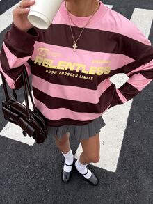 少女復古粉色與棕色條紋字母對比印花圓領落肩抓絨衛衣，街頭復古風，休閒舒適，兒童秋季疊穿，Y2K，運動風，適合外出、街頭、校園、慵懶休閒 - 彩色 - 查看 1