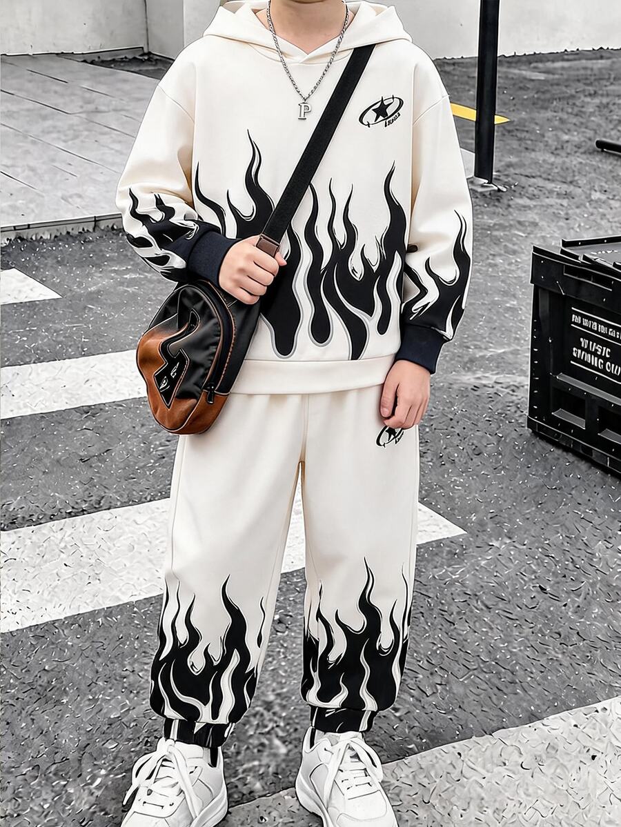 SHEIN 2件組兒童青少年男孩休閒日常百搭舒適火焰酷炫印花連帽寬鬆長袖針織衛衣與慢跑褲套裝,適合秋冬穿著 - 杏色 - 查看 1