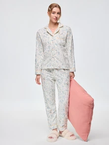 Bonmuse 2 PCS,Blue Ditsy Floral Pajama Set, Romantic Ditsy Plush Fleece, Button-Front, Ramadan Lace Patchwork HomeWear, Autumn/Winter - Sky Blue - View 2
