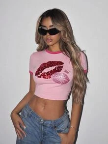 SHEIN ICON Pink And Red Casual Y2k Sexy Minimalist Lip Print Pattern Contrast Color Neckline Cuffs Fitted Short Sleeve Cropped T-Shirt For Women Summer Pullover - Pink - View 1