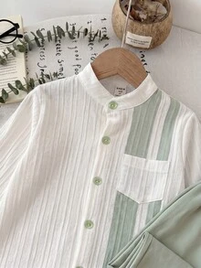 SHEIN 2件套儿童男童撞色条纹口袋装饰翻领短袖开衫短裤套装，适合日常穿着、外出、户外活动、节日派对、夏季海滩度假、春夏穿着。 - 彩色 - 查看 6