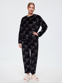 Bonmuse Autumn/Winter Soft Coral Fleece 2 Pieces Loungewear Set, Light Pink Bow Pattern, Round Neck Long Sleeve Pajamas, Elastic Waist Long Pants - Black - View 4