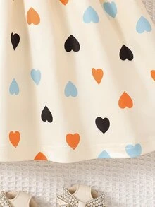 SHEIN Playful Pals 女嬰米色心形印花圓領無袖休閒可愛洋裝，派對度假夏季款 - 彩色 - 查看 4