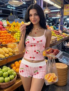 SHEIN ICON 樱桃印花吊带露脐上衣和短裤两件套，青少年休闲装 - 粉色 - 查看 2