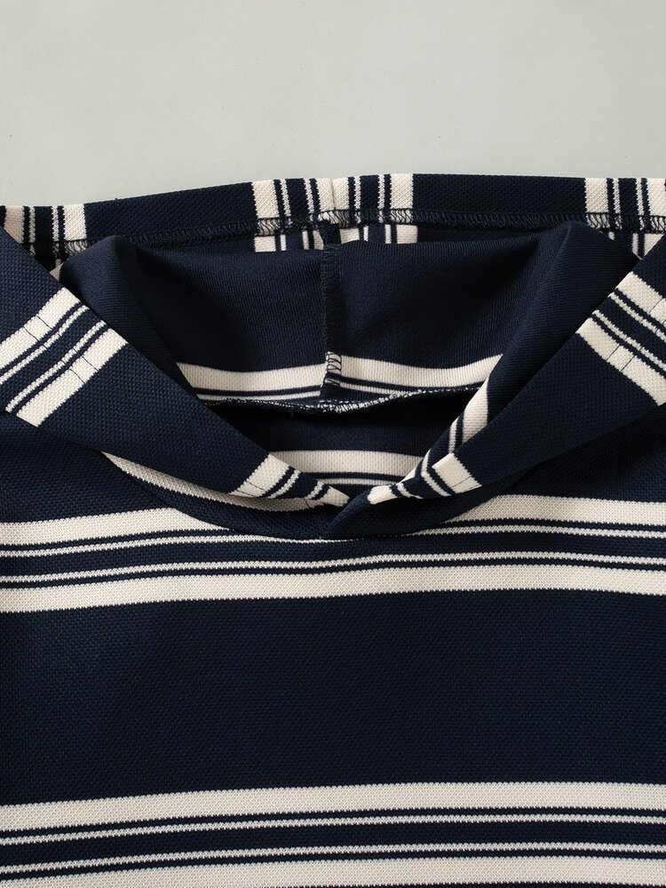 SHEIN Casuvi Kids Tween Boys Autumn Fall Clothes Winter Clothes Casual, Versatile, Solid-Color Loose-Fit Hooded Sweatshirt With Blue And White Stripes. - Dark Grey - View 5