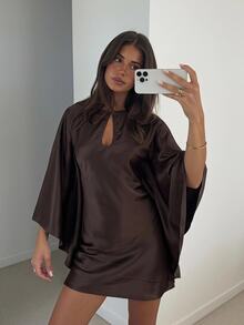 Siren Gaze Women's Coffee-Colored Ruffle Satin Mini Skirt (With Lace Trim) - Suitable For Business Casual, Elegant Vacation, Autumn Party, Teacher Workplace Elegant Outfit And Graduation Ceremony; Hollow Neckline, Waist-Cinching, Batwing Sleeve Design. - Multicolor - View 2