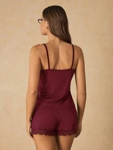 HautHeat 女款蕾絲拼接背心與短褲居家服套裝 - 酒紅色 - 查看 2