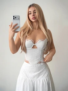 SHEIN ICON Áo hai dây cúp ngực thêu ren khoét lỗ, phong cách lãng mạn, gợi cảm dành cho nữ, thích hợp cho kỳ nghỉ. - trắng - Xem 8