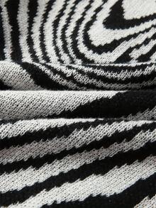 Neovey Men's Twisted Line Pattern Crew Neck Sweater, Fall/Winter - White - View 3