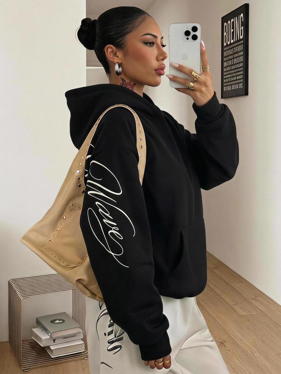Coolane 女款秋冬保暖街頭風休閒時尚黑色寬鬆字母圖案連帽長袖衛衣 - 黑色 - 查看 1