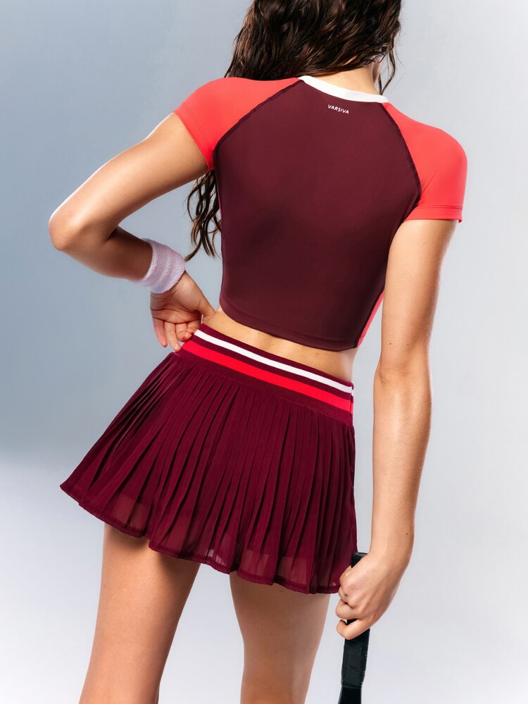 VARSIVA Set Sporty Wanita: Kaos Crop Colorblock Leher Bulat dan Rok Celana Lipit dengan Kantong - MultiWarna - View 10