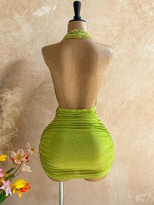 Soleia Vestido mini de verano para mujer de talla grande, unicolor, con pliegues y espalda descubierta - Verde - Ver 2