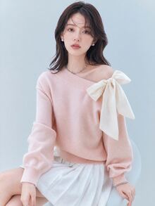 FRIFUL Women's Contrast Color Asymmetrical Shoulder Drop Shoulder Bow Loose Casual Versatile Sweater, Autumn/Fall Cute Tops - Pink - View 4