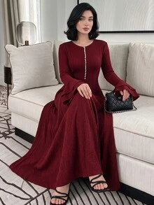 Yasmyna Gaun Rajut Jacquard Nuansa Awal Musim Gugur, Gaun Panjang Mengembang yang Pas di Badan dan Melangsingkan, Gaya Lembut - Burgundy - View 1