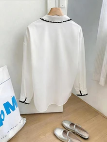 GlowEve CURVE 大尺碼女款花卉飾邊長袖單排扣休閒襯衫 - 白色 - 查看 2